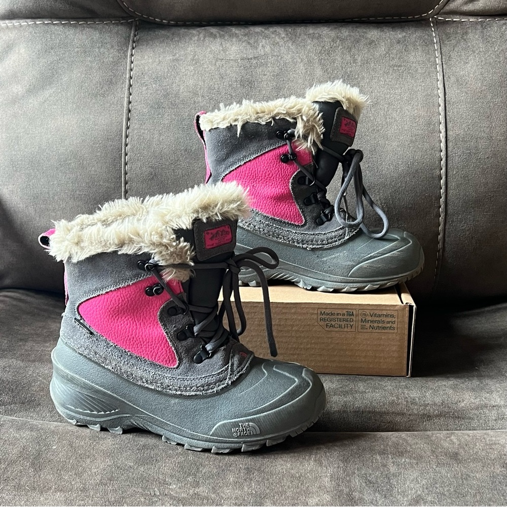 The North Face Kids' Fuchsia and‎ Gray Snow Boots